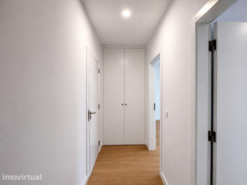 Apartamento T2 com aparcamento em zona da Adémia, Coimbra - Grande imagem: 4/8