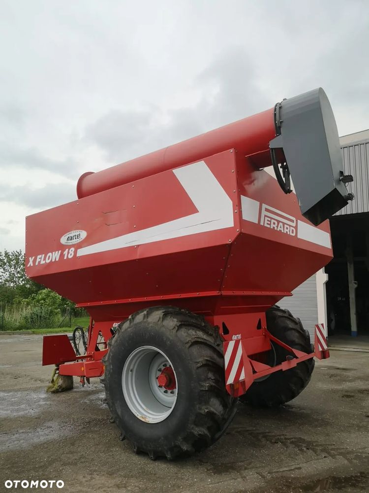 PERARD Wóz Przeładowczy X FLow 18m3 - 6