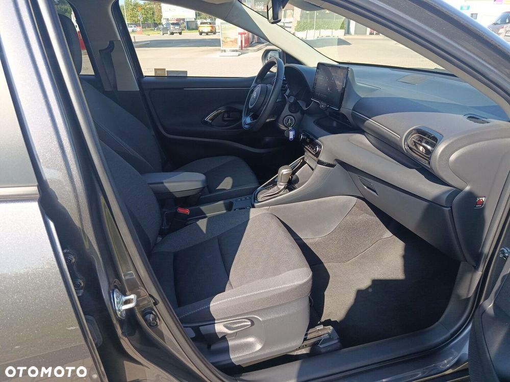 Toyota Yaris Hybrid 1.5 Style - 9