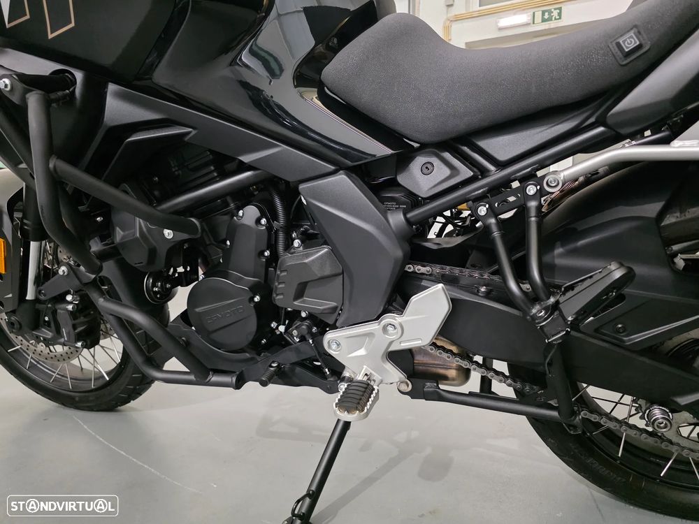 CF Moto 700MT ADV Plus - 37