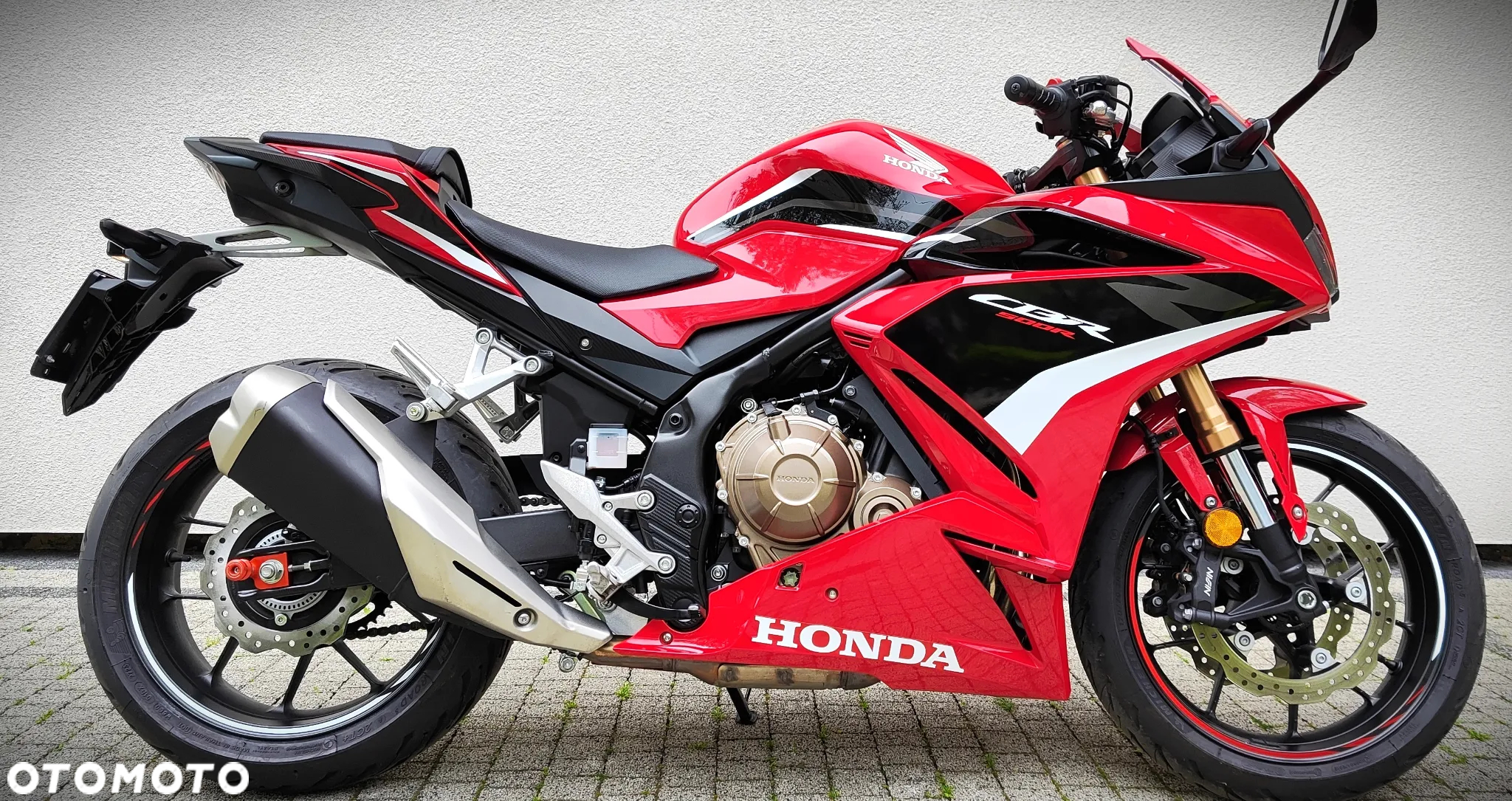 Honda CBR - 6