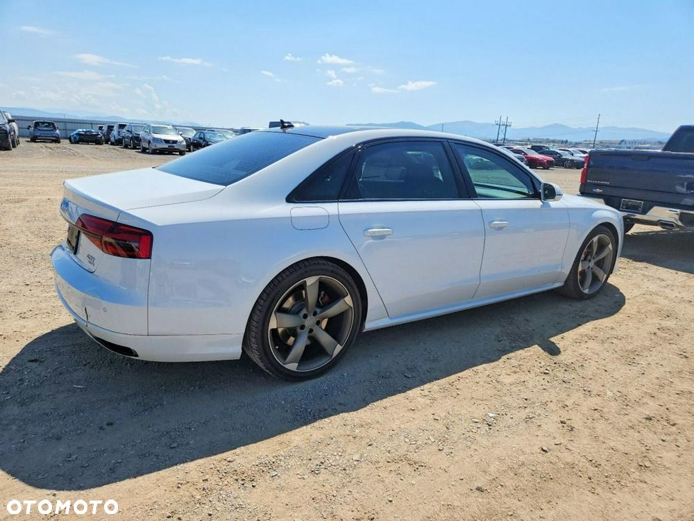 Audi A8 4.0 TFSI L Quattro - 4