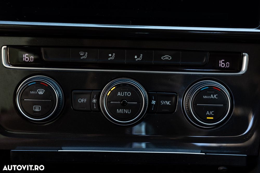 VOLKSWAGEN Golf 2019 — imagine 22
