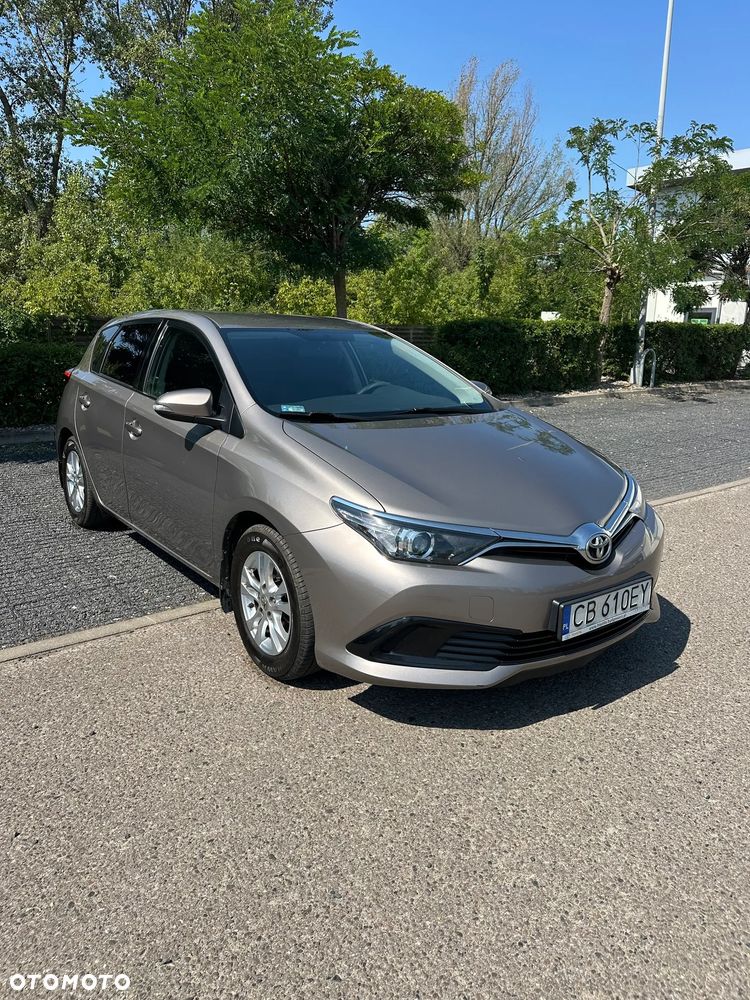 Toyota Auris 1.33 VVT-i Life Comfort - 1