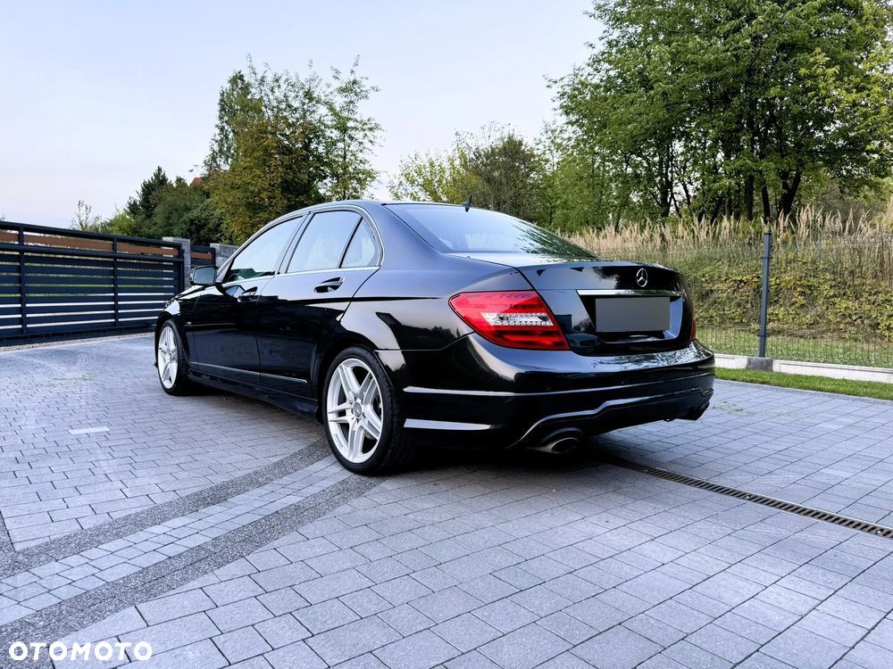 Mercedes-Benz Klasa C 350 CDI DPF (BlueEFFICIENCY) 7G-TRONIC Avantgarde - 5