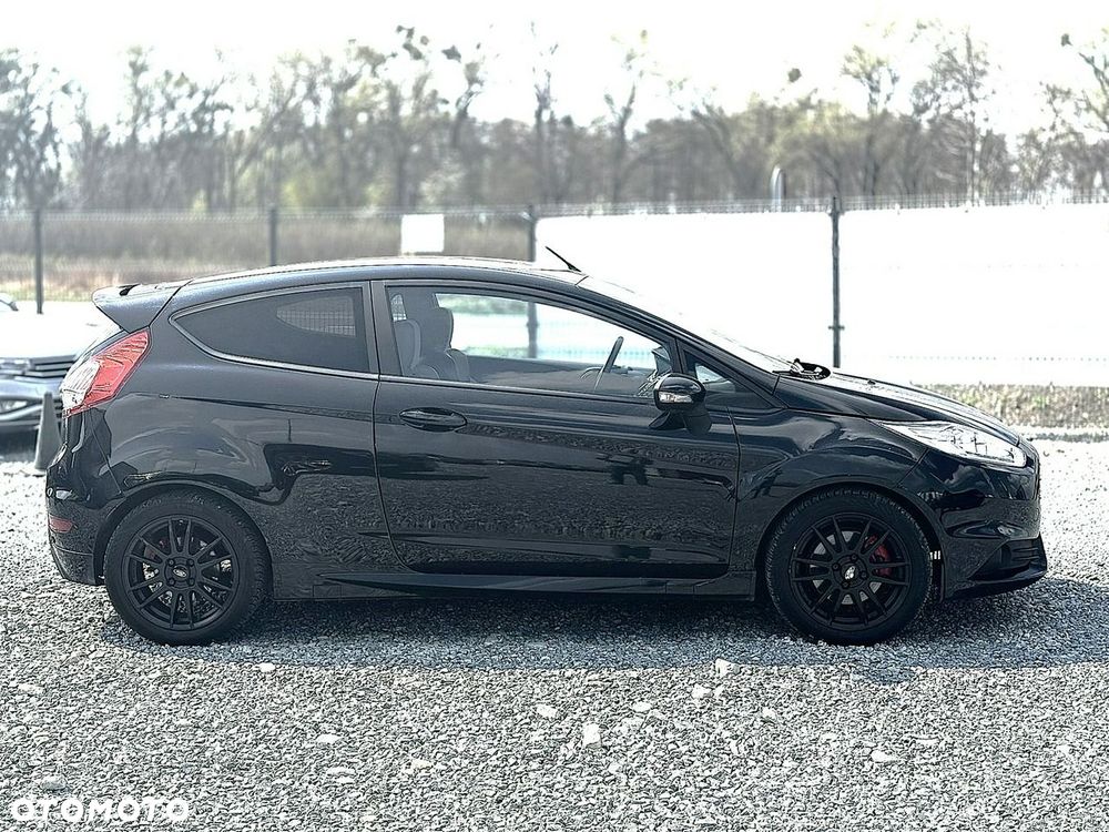 Ford Fiesta 1.6 EcoBoost ST - 10