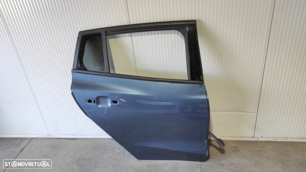PORTA TRASEIRA DIREITA FORD FOCUS TURNIER ACTIVE - 2