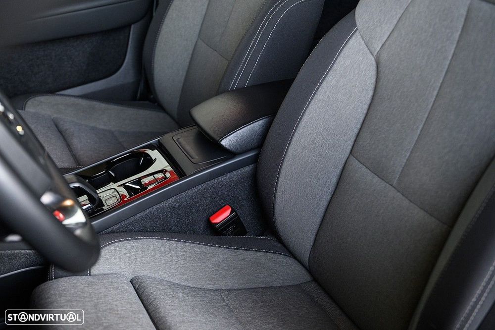 Volvo XC 40 1.5 T2 Plus Dark Auto - 30