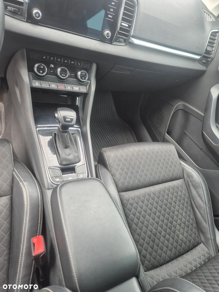 Skoda Karoq ver-1-6-tdi-scr-4x2-style-dsg - 3