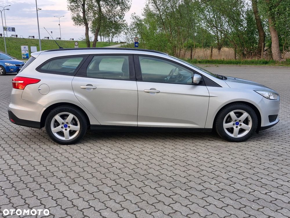 Ford Focus 1.5 TDCi SYNC Edition ASS - 7