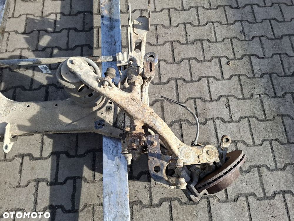 RENAULT MASTER II LIFT KOŁYSKA PRZÓD - 4