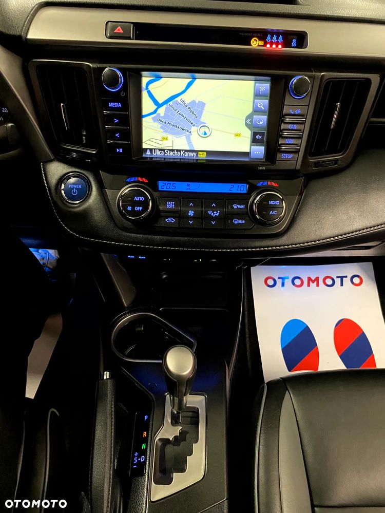 Toyota RAV4 ver-2-0-4x2-sol - 19