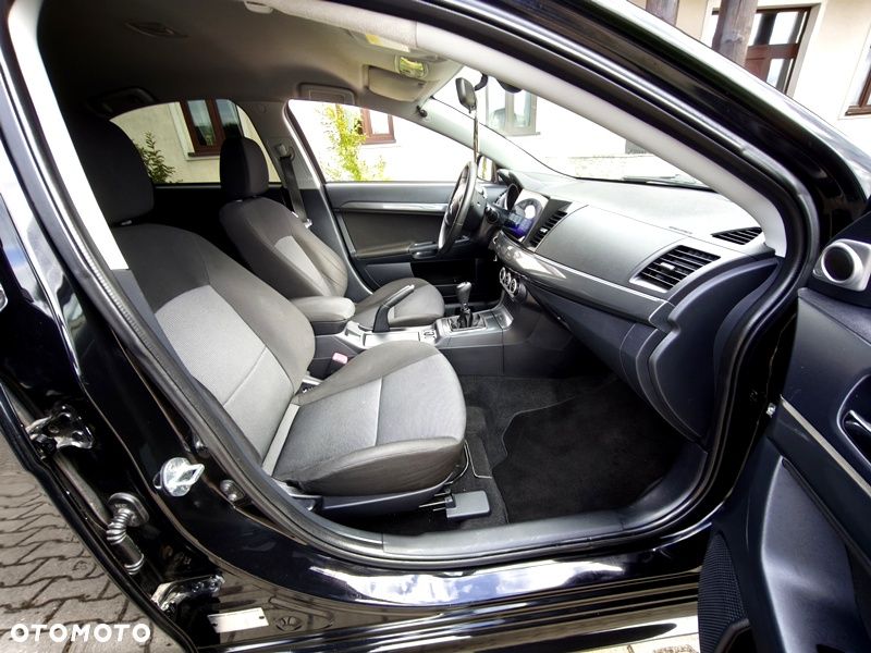 Mitsubishi Lancer 1.8 Instyle NAVI - 9