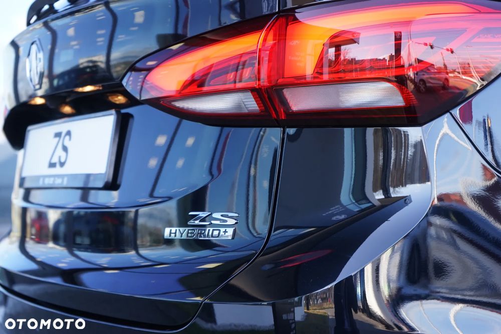 MG ZS 1.5 HEV+ Excite - 8