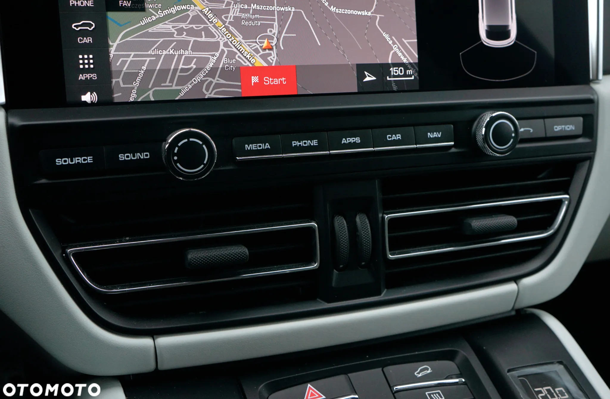 Porsche Macan Standard - 34
