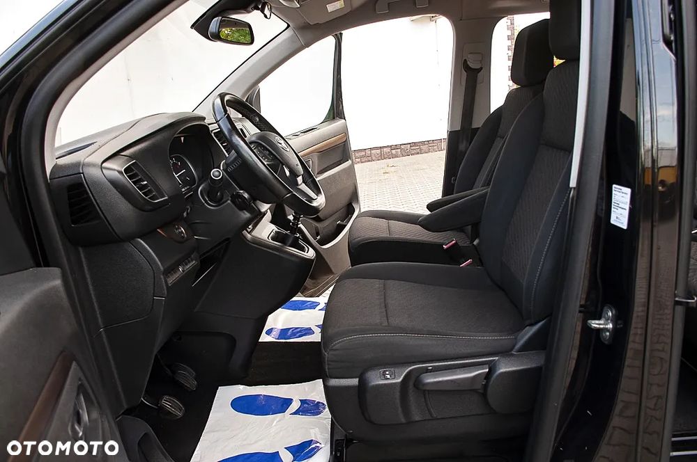 Toyota Proace Verso 2,0-l-D-4D L1 (8-Si.) Family - 24