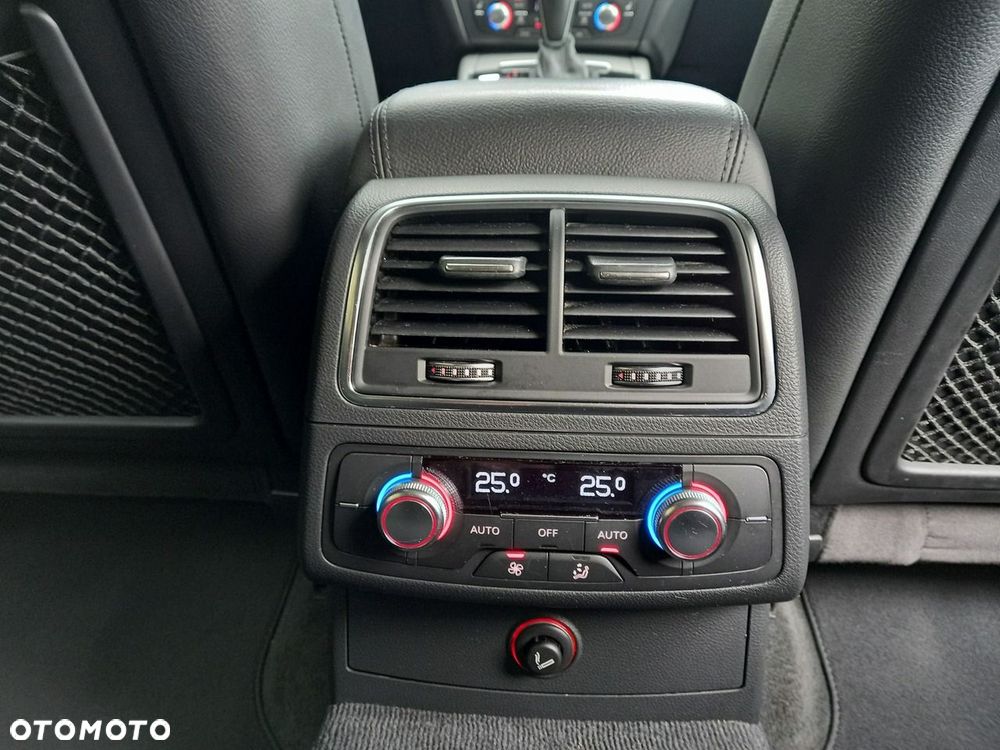 Audi A6 Avant 2.0 TDI Ultra S tronic - 26