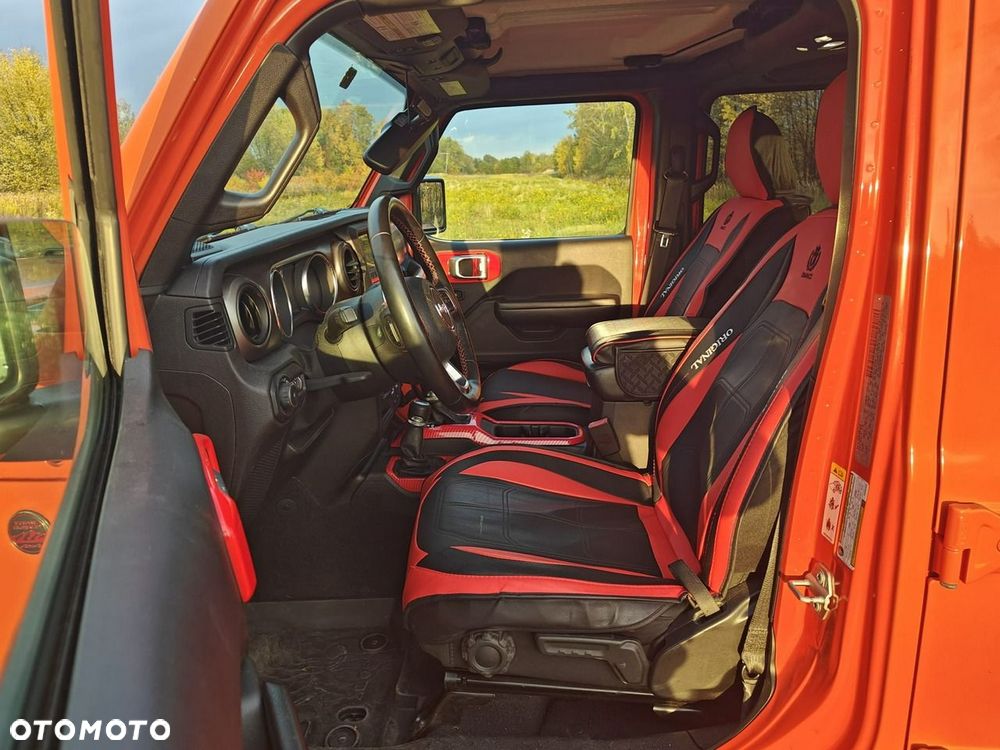 Jeep Wrangler - 15