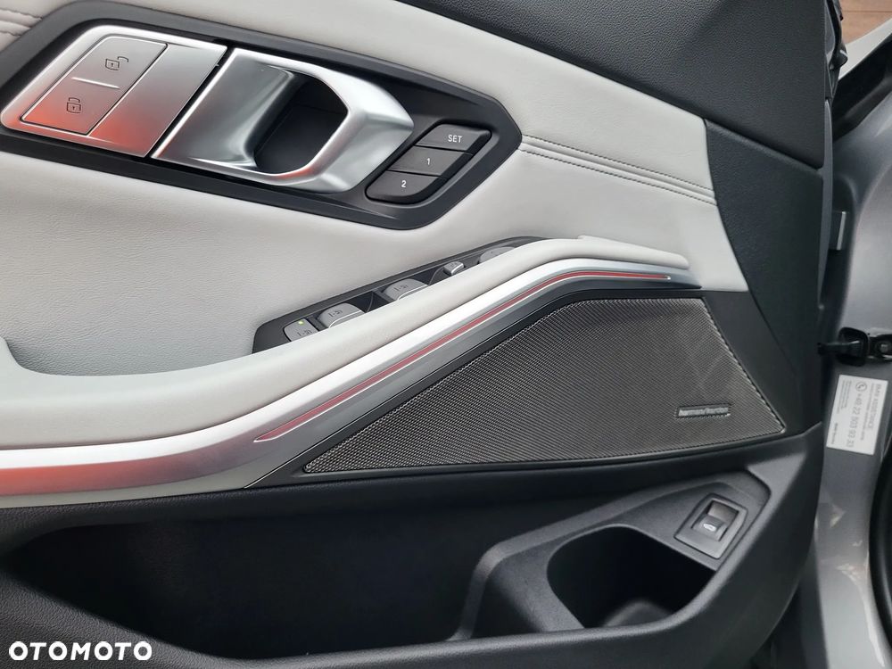 BMW M3 M Competition xDrive sport - 35