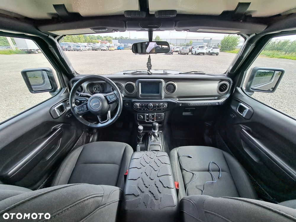 Jeep Wrangler 3.6 Unlim X - 10