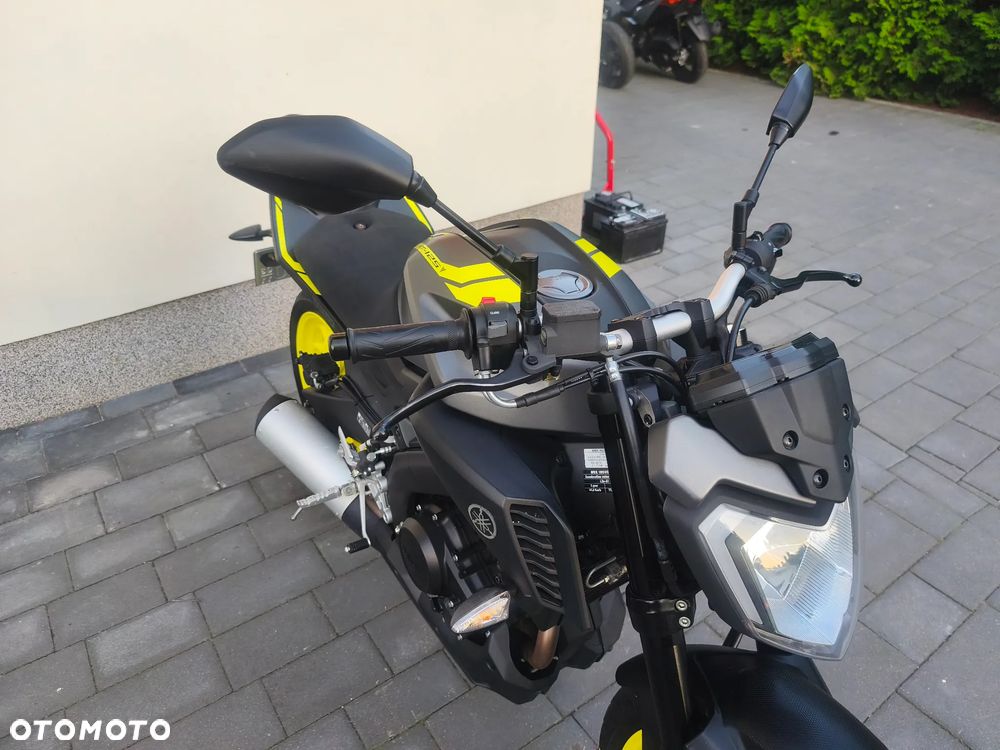 Yamaha MT - 9