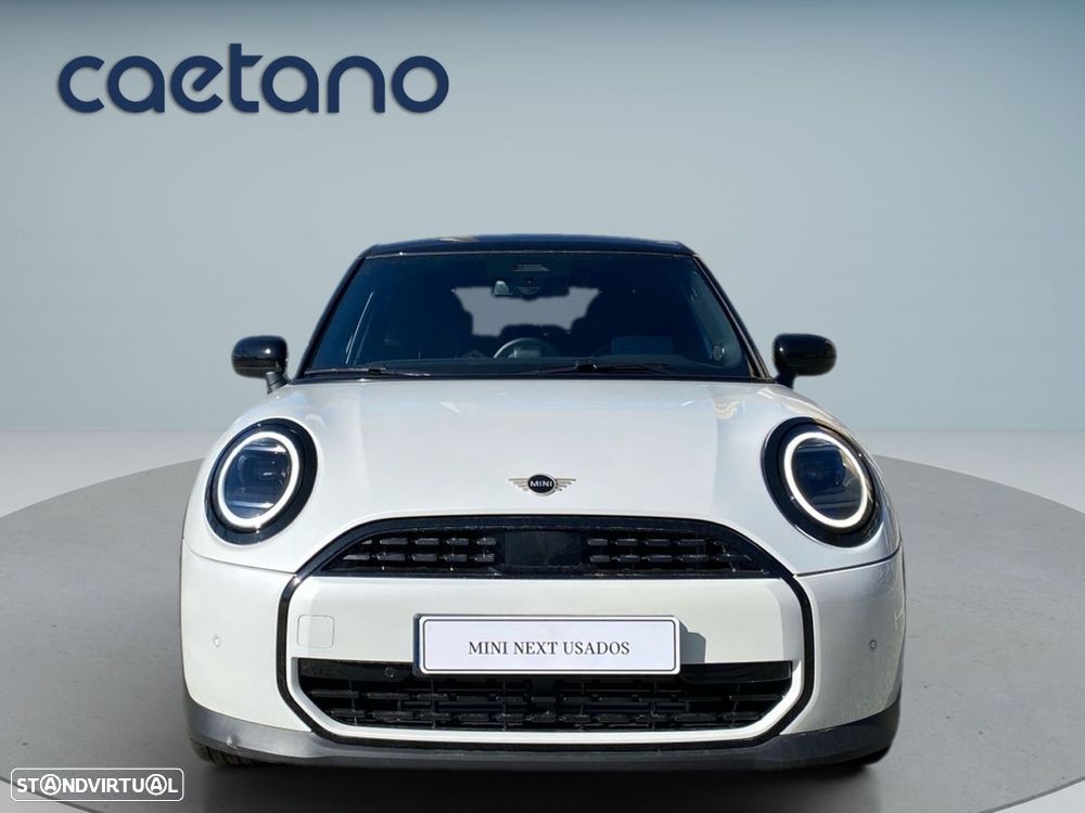 MINI 5 Portas Cooper Classic Auto - 21