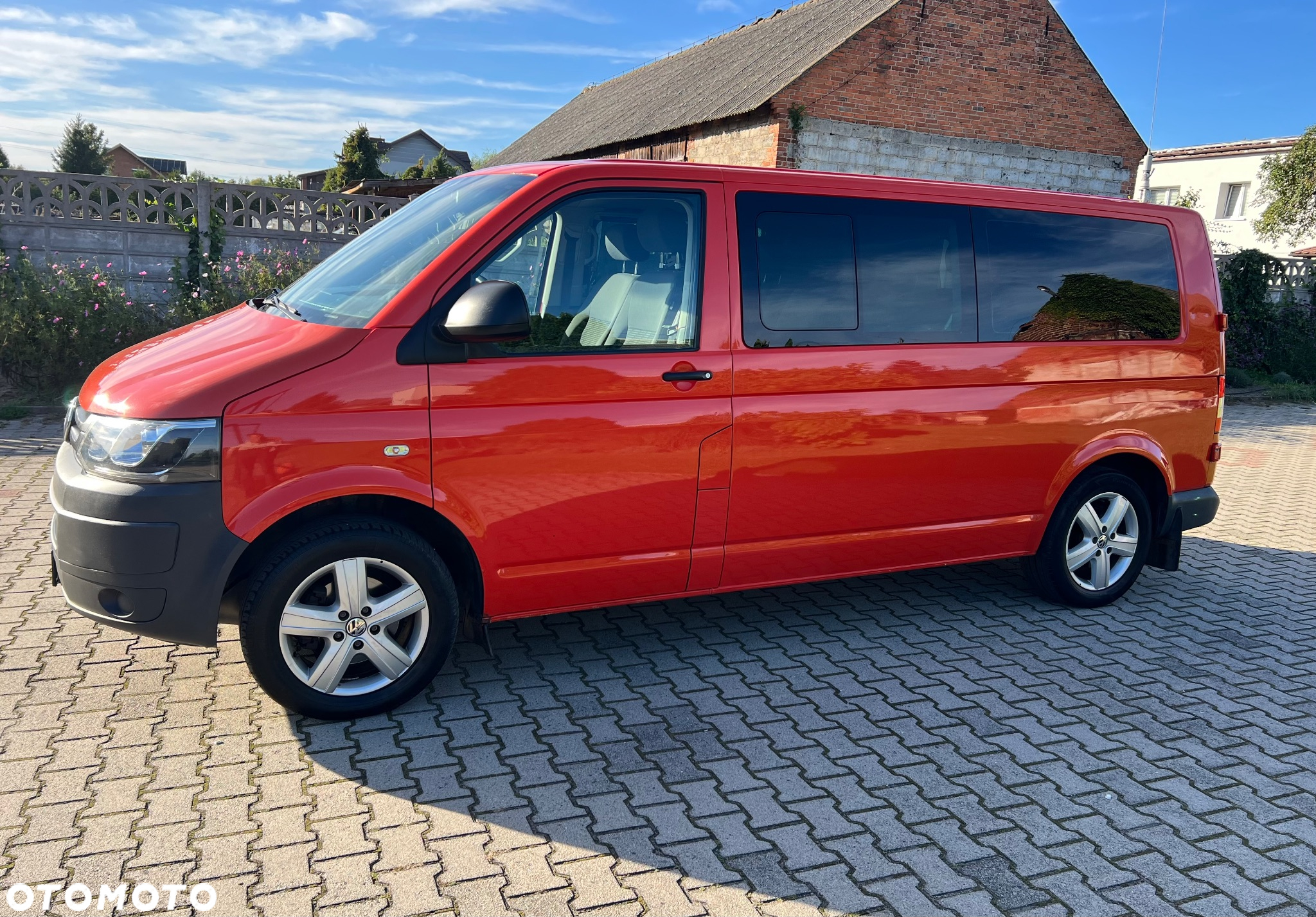 Volkswagen Transporter T5 TDI L2H1 - 2