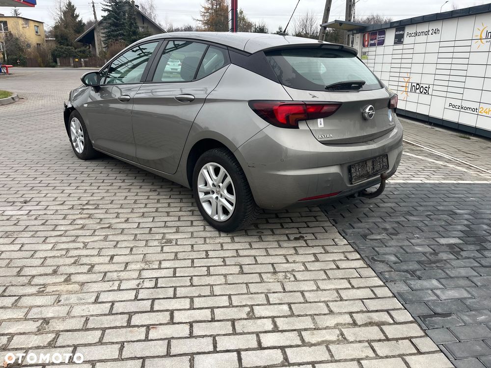 Opel Astra 1.4 Turbo Edition - 2