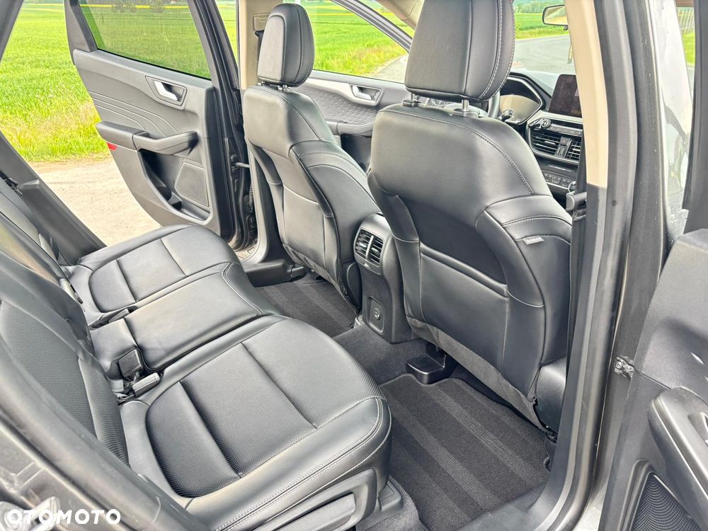 Ford Kuga 2.5 FHEV FWD Vignale - 13