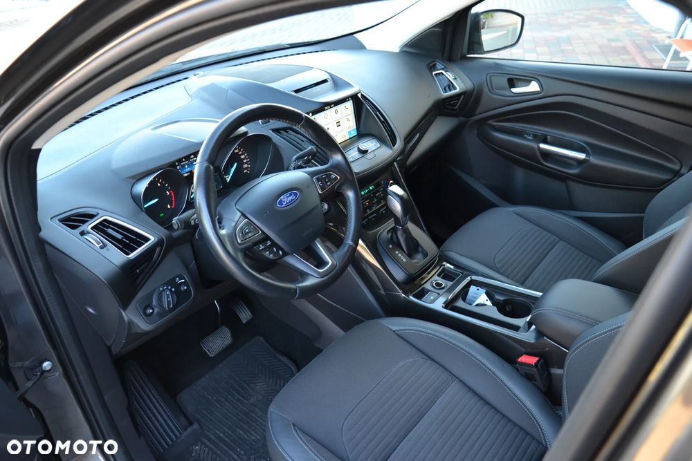 Ford Kuga 2.0 TDCi 4x4 Titanium - 16