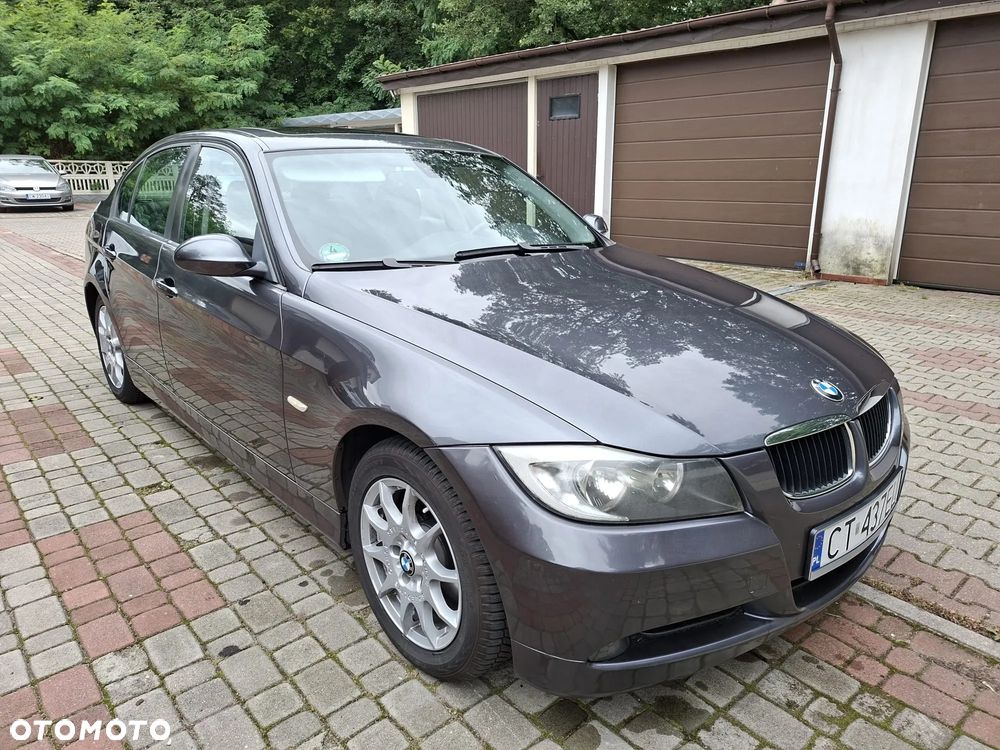 BMW Seria 3 320i - 8