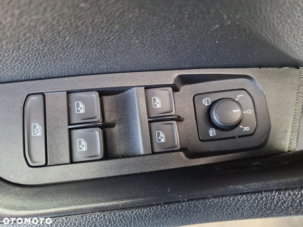 Skoda Karoq 1.6 TDI 4x2 Style - 30