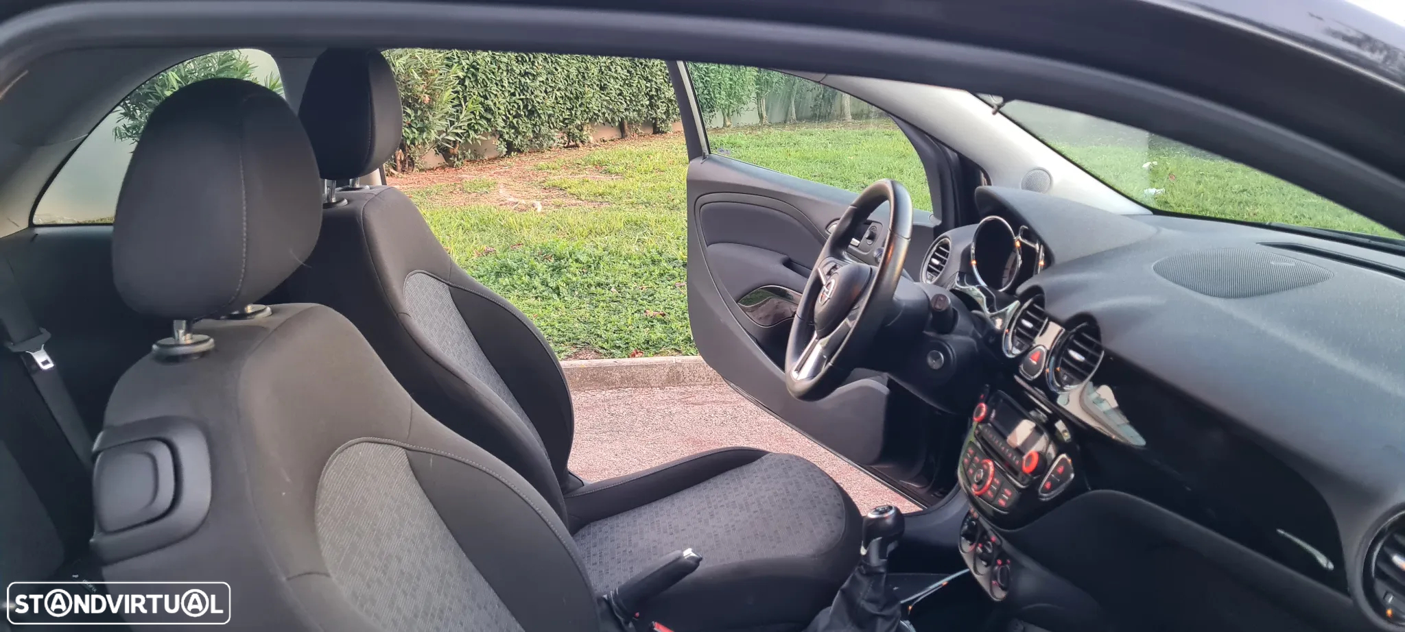 Opel Adam 1.2 Glam - 12
