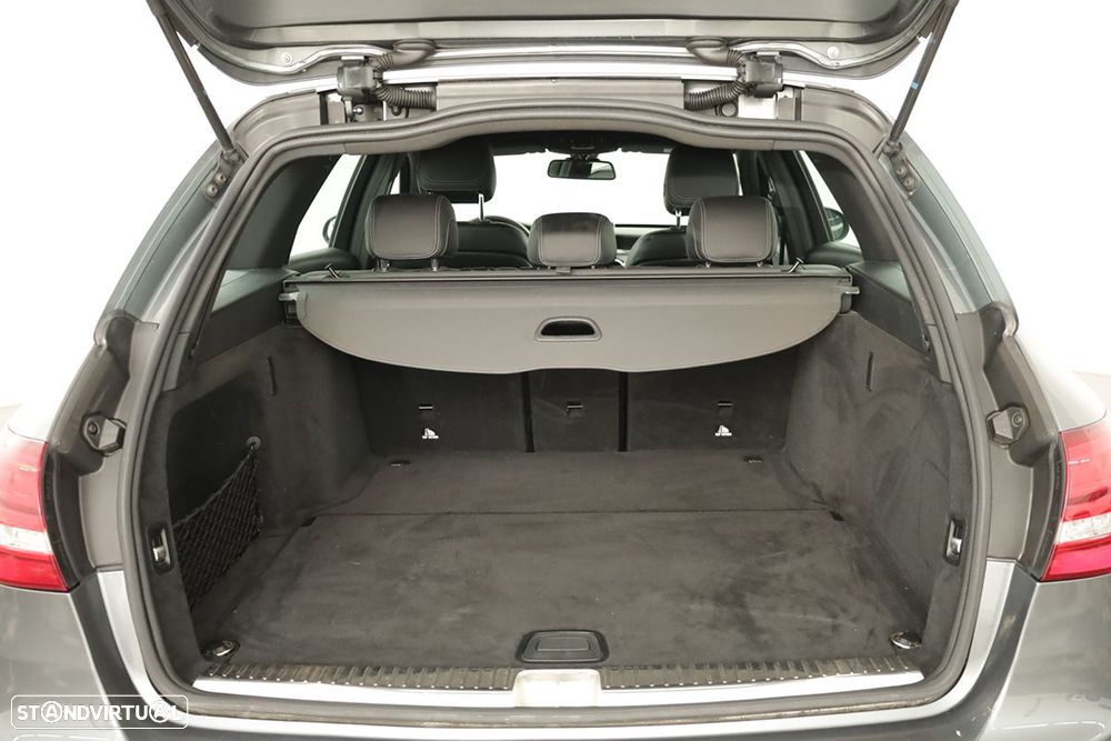 Mercedes-Benz C 220 d - 23