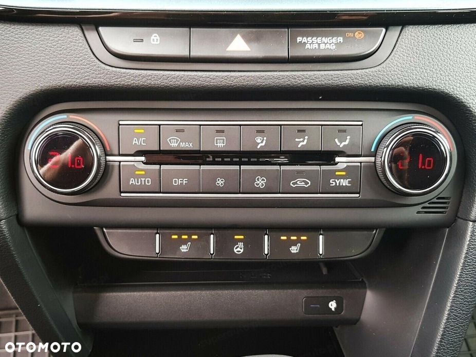 Kia XCeed 1.6 T-GDI Tribute DCT - 11