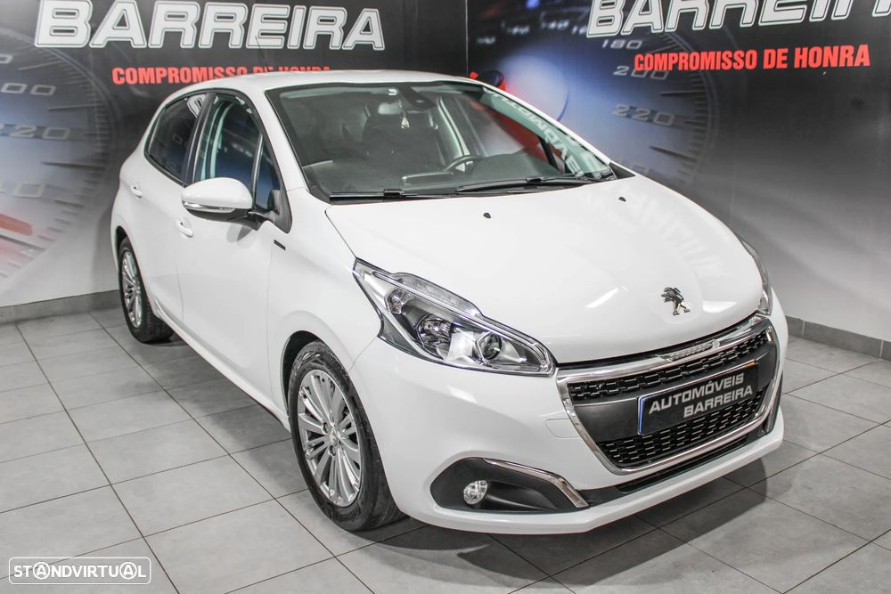 Peugeot 208 1.5 BlueHDi Signature - 25