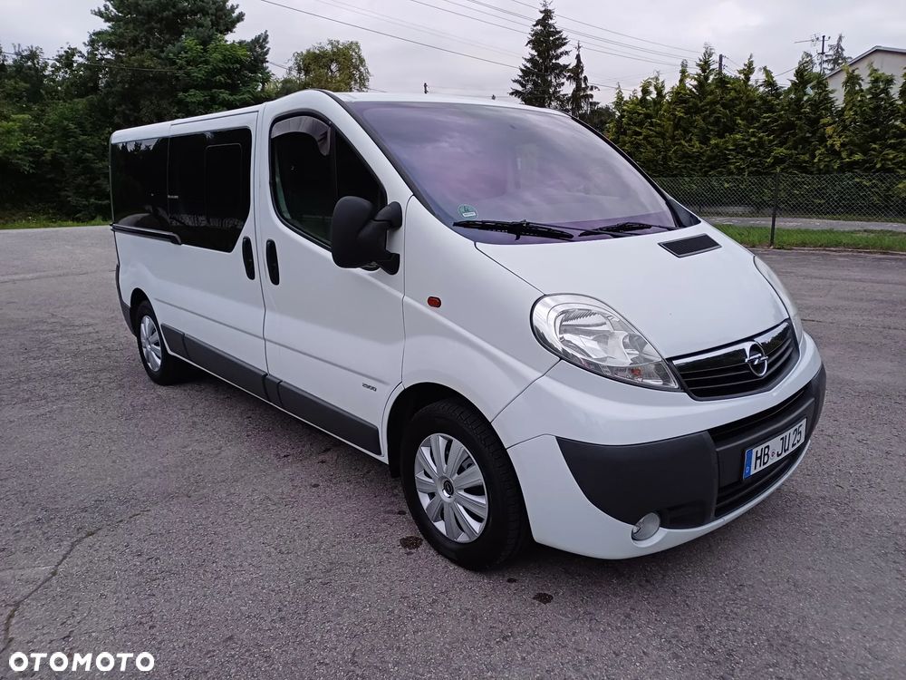 Opel Vivaro - 2