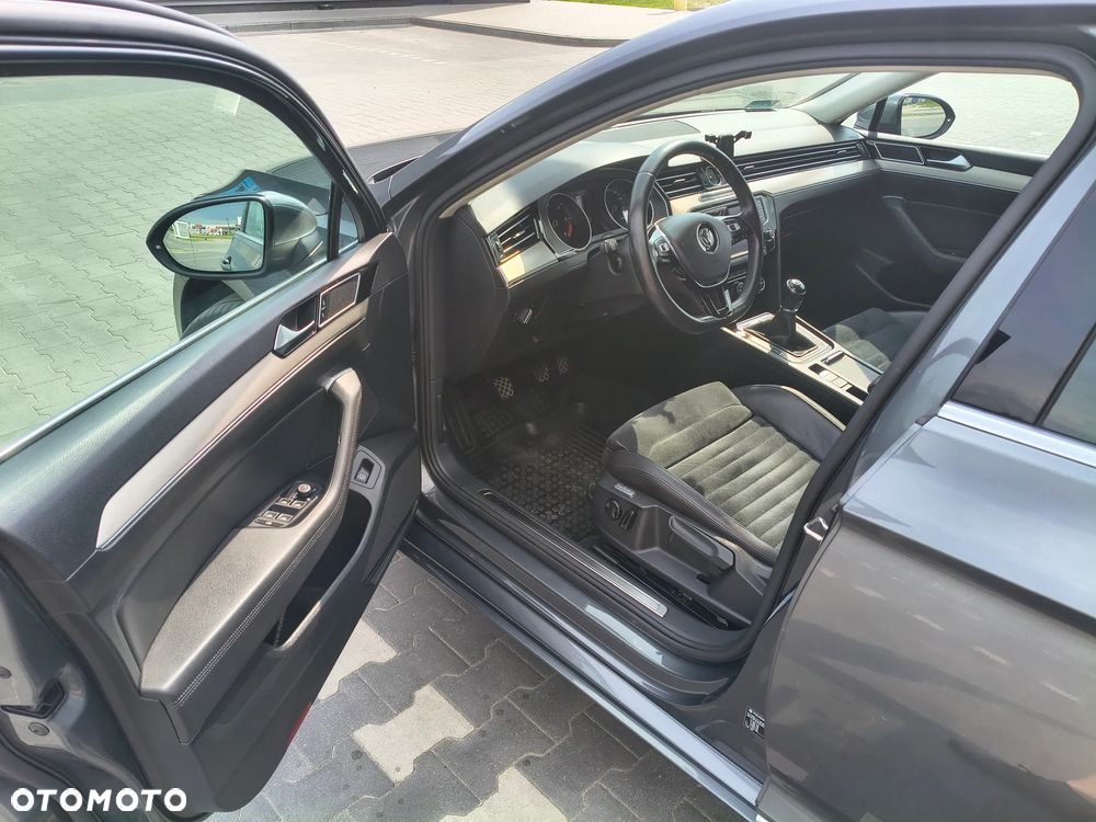Volkswagen Passat 2.0 TDI BMT Highline - 10