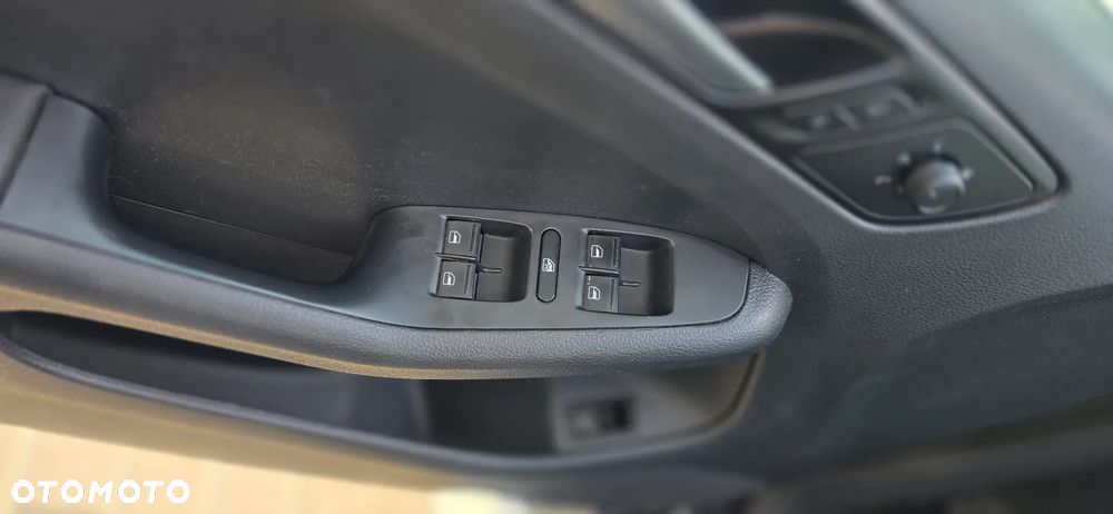 Volkswagen Jetta - 16
