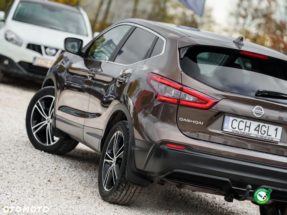 Nissan Qashqai 1.2 DIG-T Xtronic N-Connecta - 6