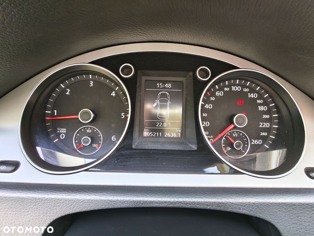 Volkswagen Passat 2.0 TDI DPF Trendline - 8
