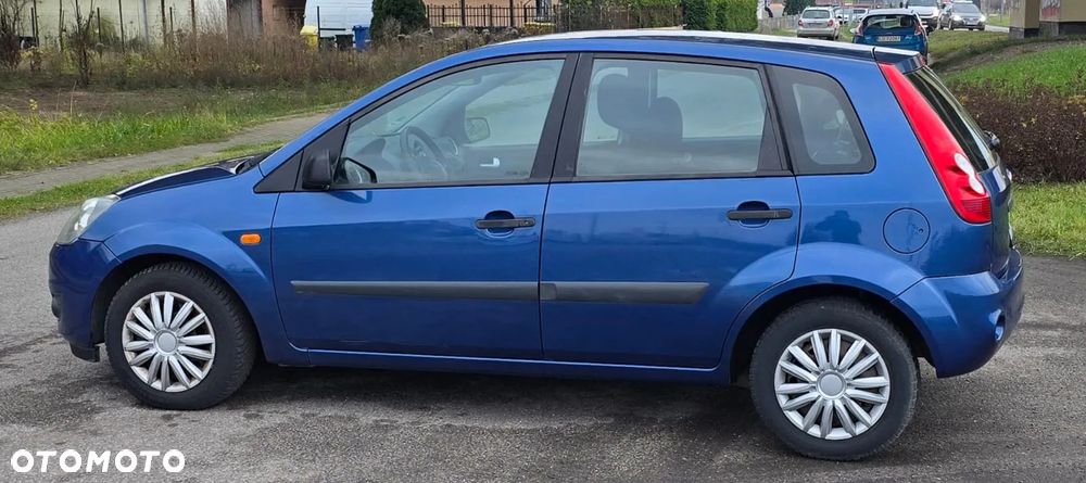 Ford Fiesta 1.3 Connection - 10
