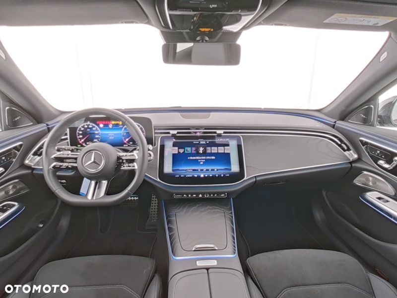 Mercedes-Benz Klasa E 220 d 4Matic 9G-TRONIC Edition AMG Line - 7