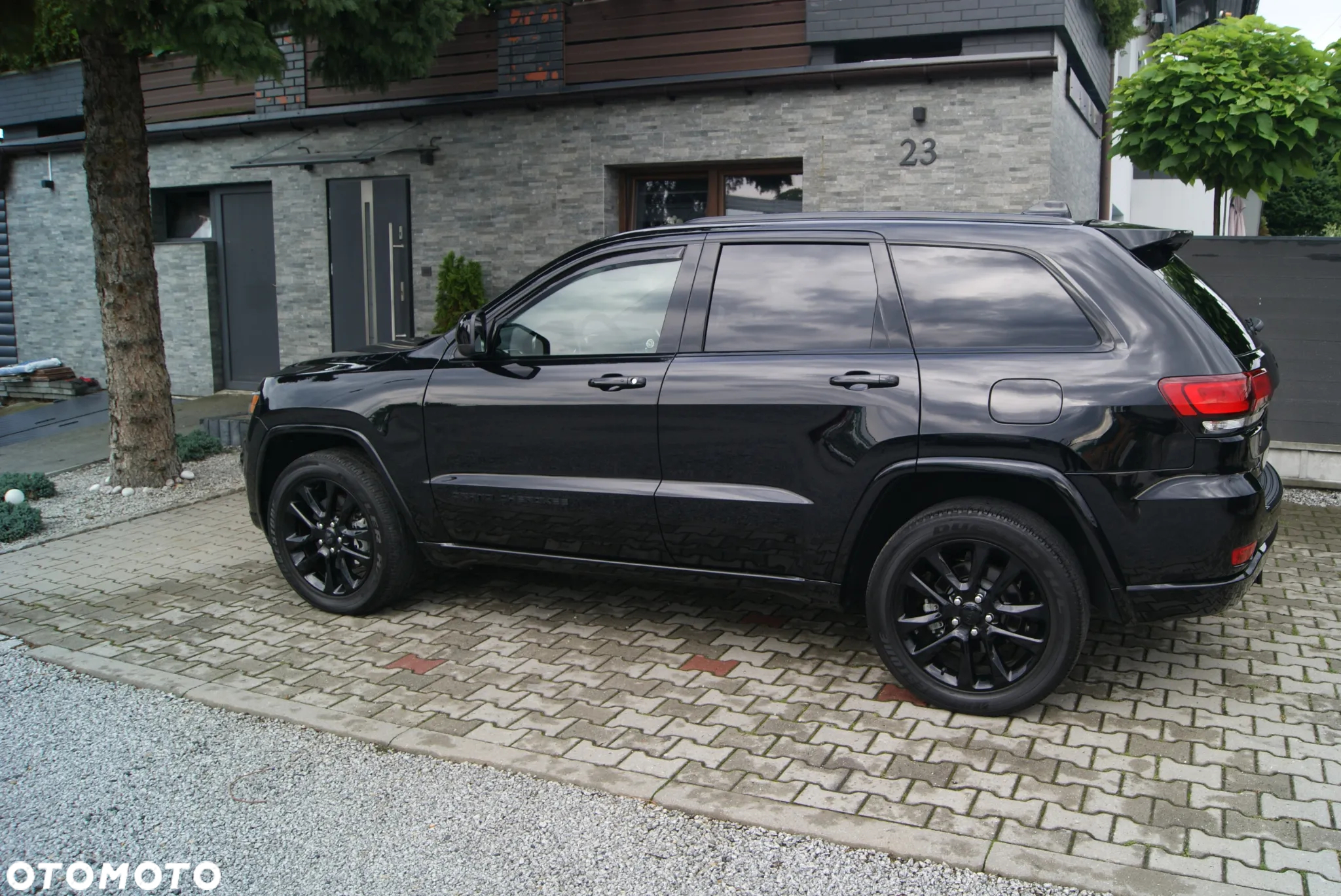 Jeep Grand Cherokee - 3