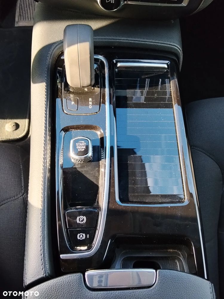 Volvo V60 T6 AWD Plug-In Hybrid Plus Dark - 10