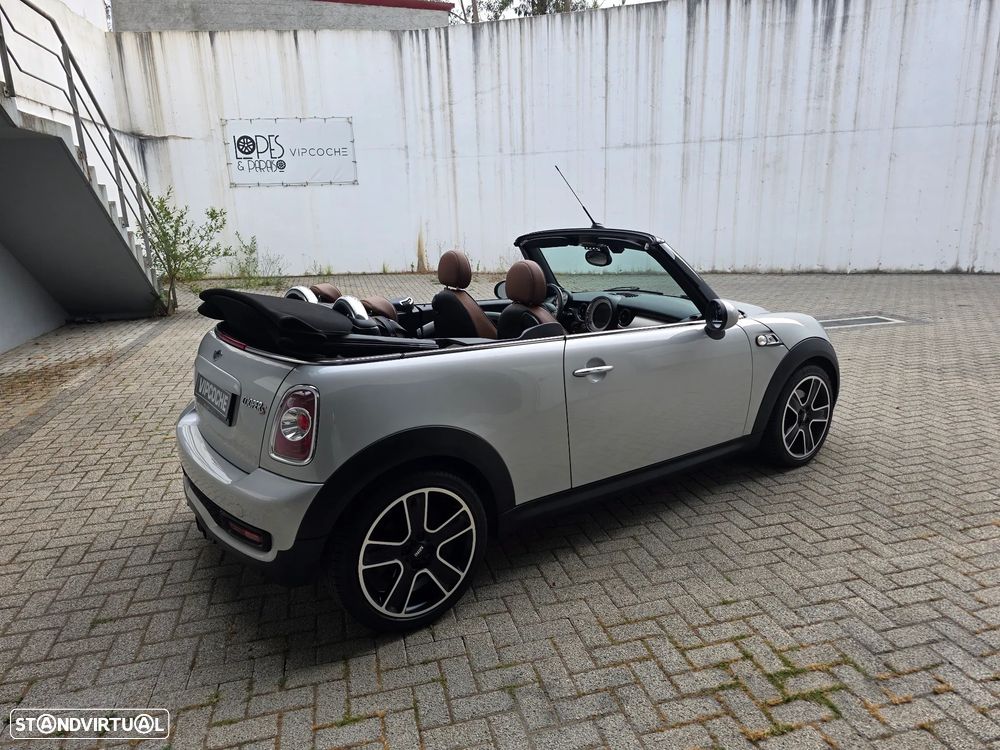 MINI Cabrio Cooper S - 8