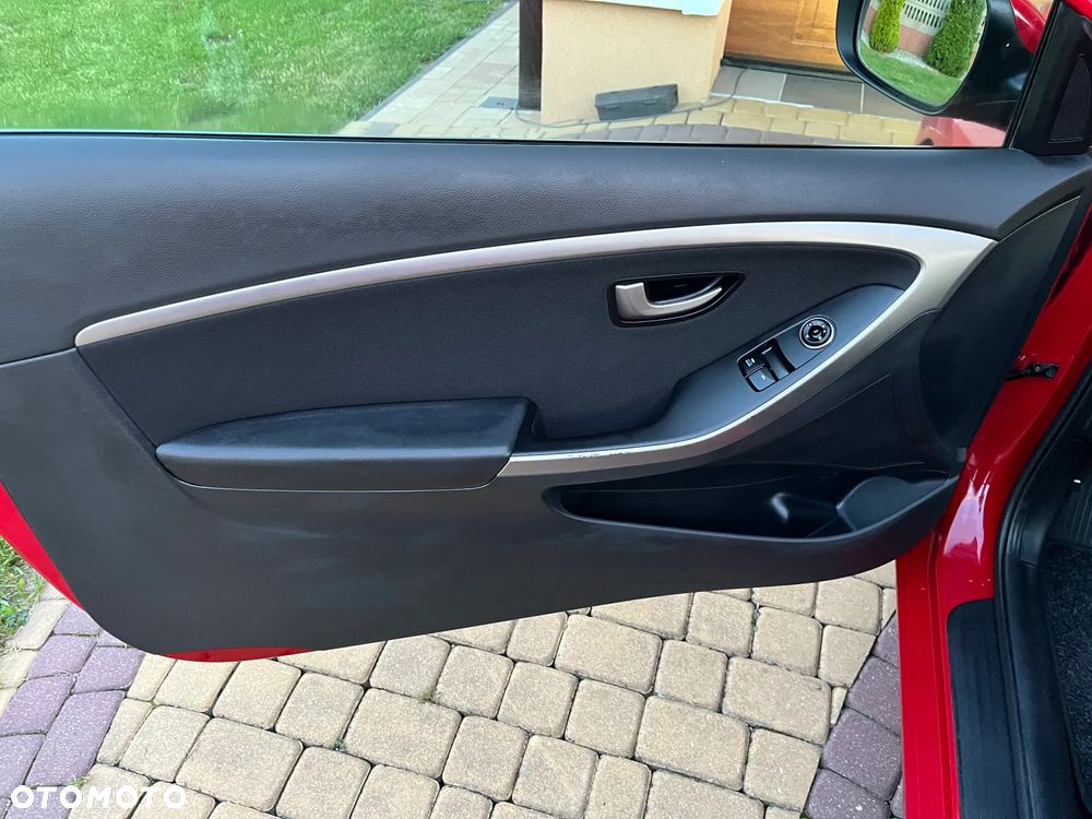 Hyundai i30 1.4 Fifa World Cup Edition - 19