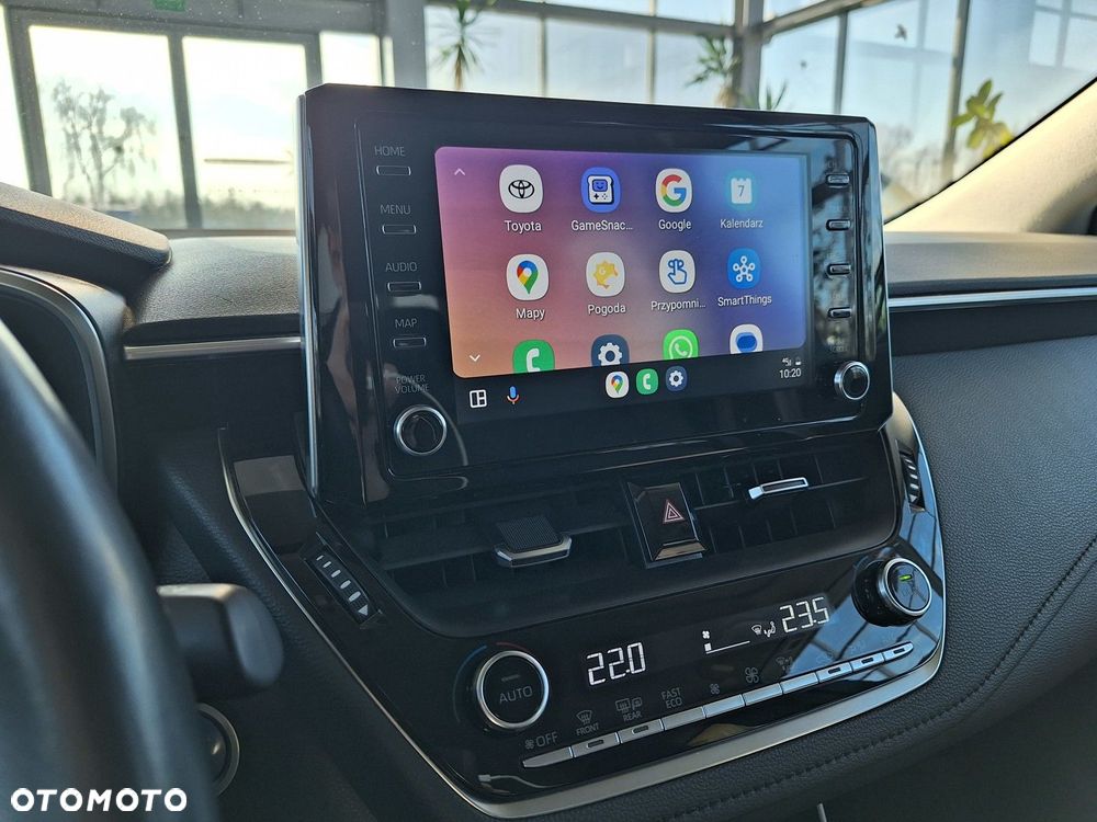 Toyota Corolla 1.8 Hybrid Comfort - 29