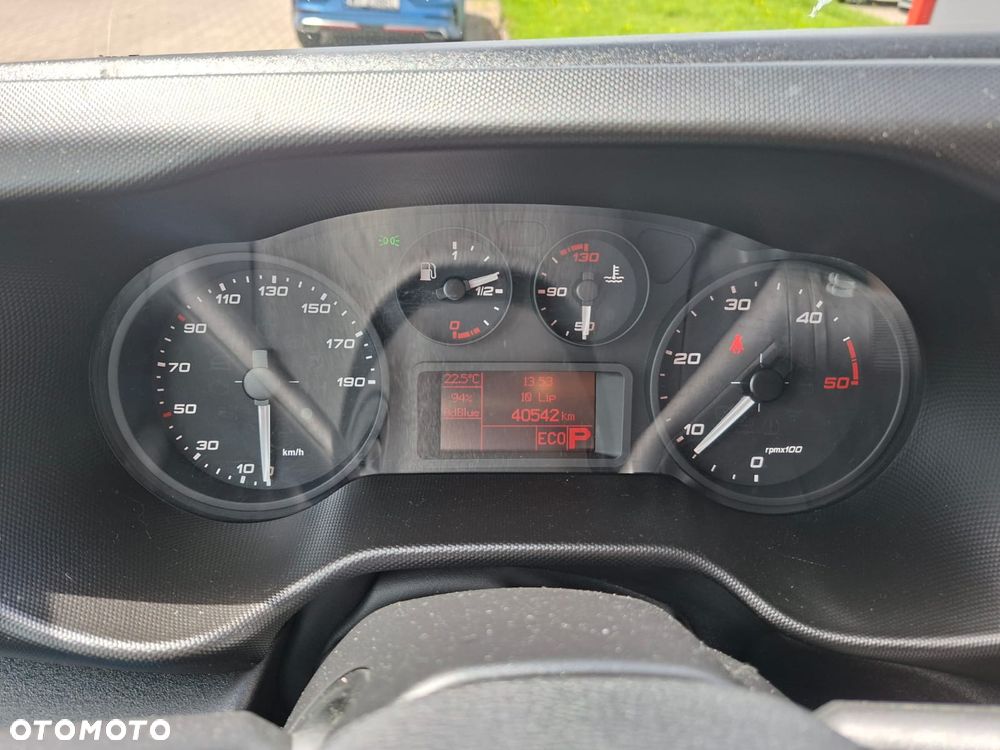 Iveco 35C16 Automat Kontener z Winda 8ep Silnik 3L Bliźniaki Drzwi Boczne - 10