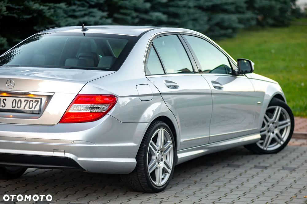 Mercedes-Benz Klasa C 200 7G-TRONIC Avantgarde Edition - 11